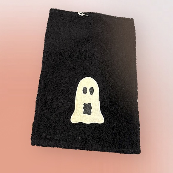 *Lot/3 𝑯𝒂𝒏𝒅𝒎𝒂𝒅𝒆 Halloween HandTowels - Picture 11 of 16